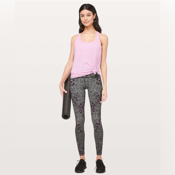 EUC Lululemon Wunder Under High-Rise Tight *Engineered Full-On Luxtreme 28” - 6 - Picture 1 of 11